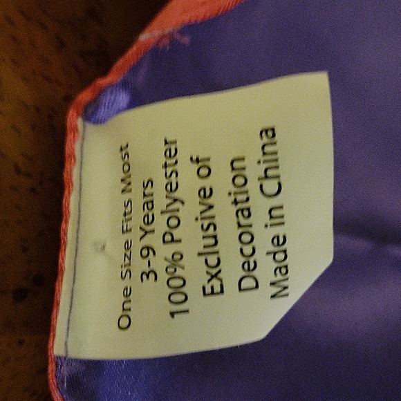 Miss Super Hero reversible cape 2 piece set, Pink/ Purple, GUC - Picture 5 of 6